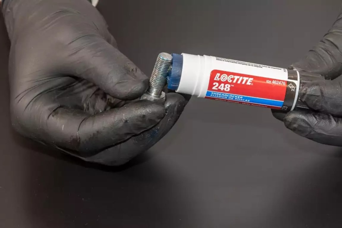 乐泰LOCTITE 248 固体胶棒型螺纹锁固剂，施工干净不流淌 上海苏州杭州宁波现货